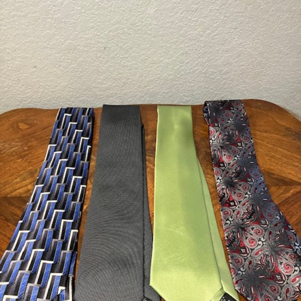 Lot of‎ Four Ties